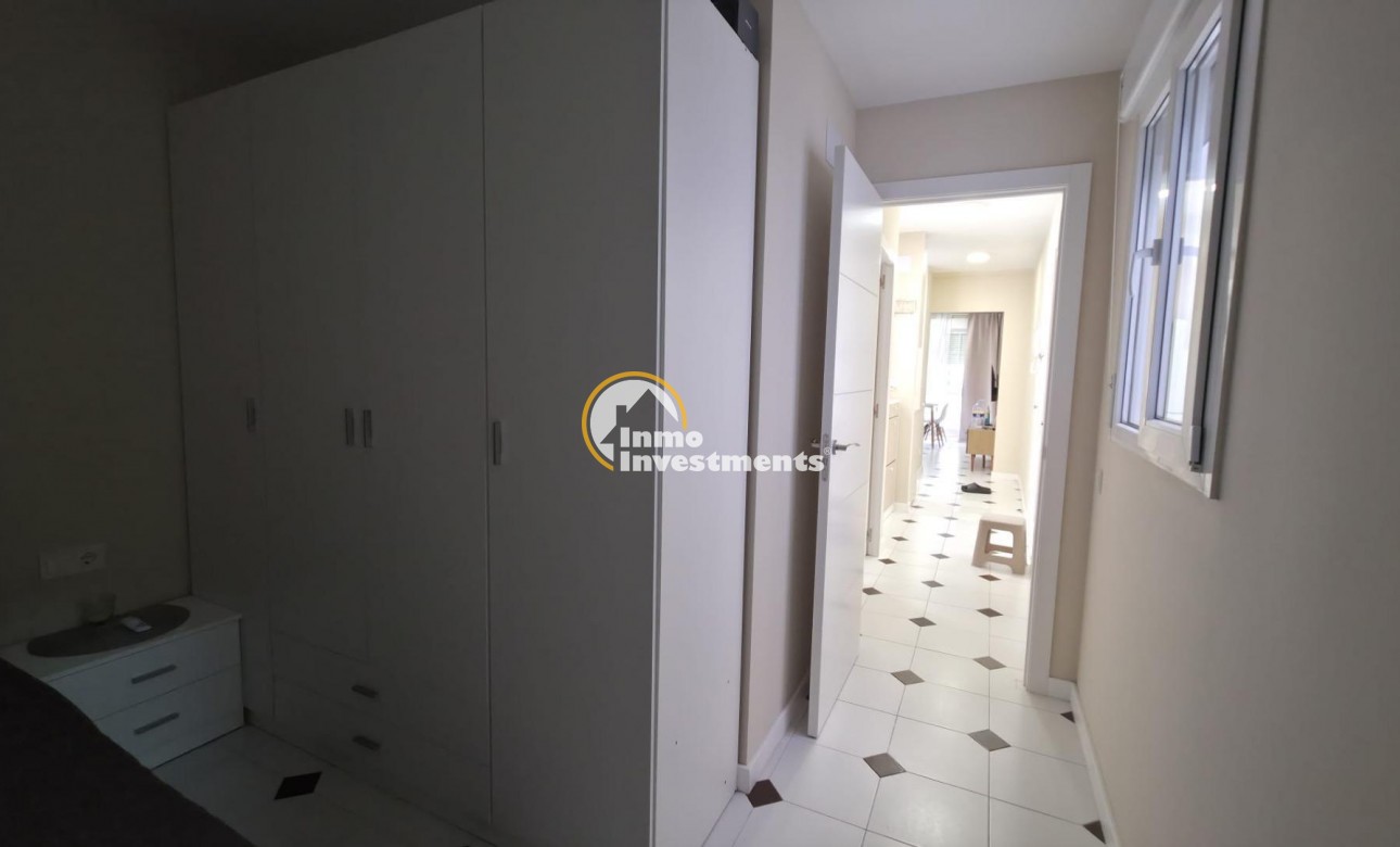 Resale - Apartment - Torrevieja