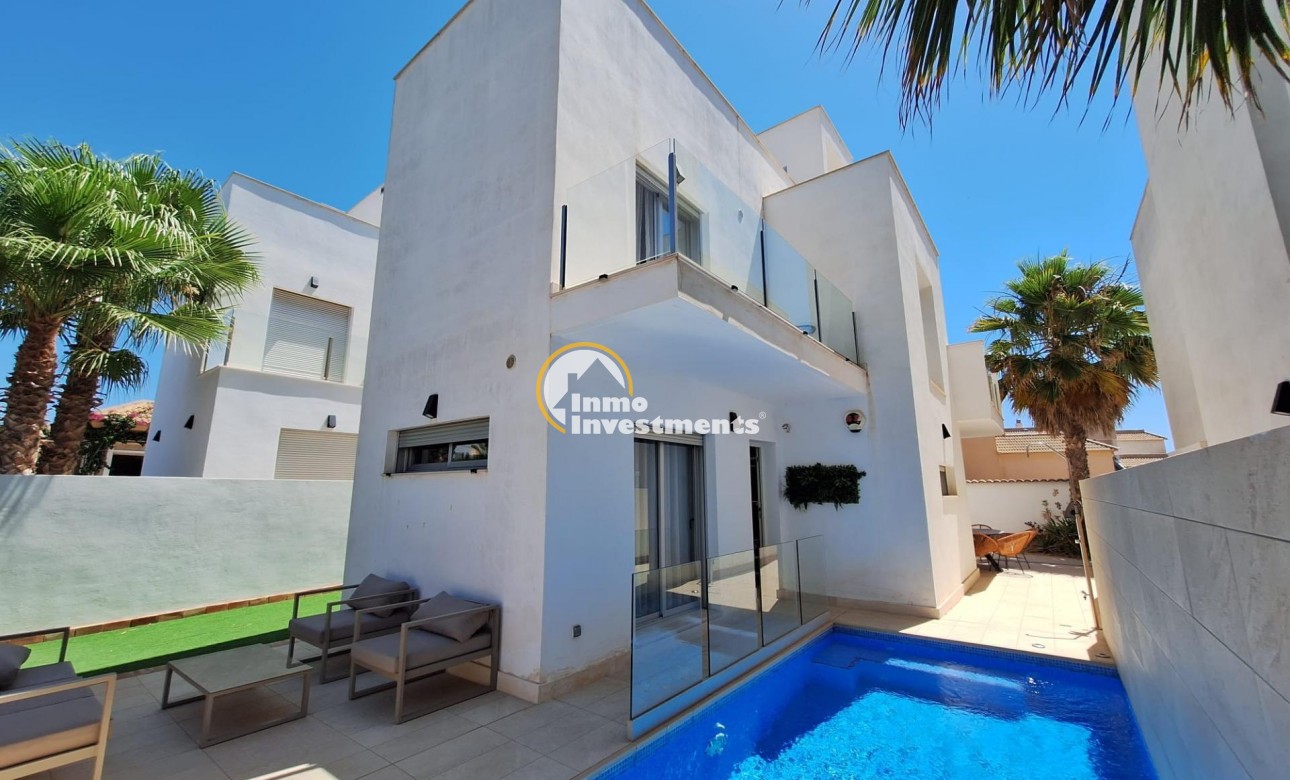 Bestaande bouw - Villa - Torrevieja - Los Frutales