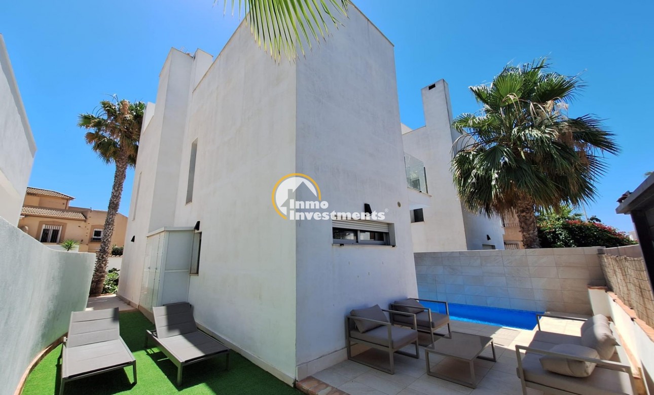 Till salu - Villa - Torrevieja - Los Frutales