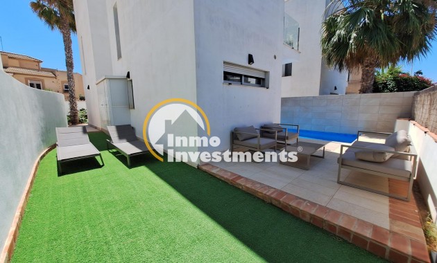 Bestaande bouw - Villa - Torrevieja - Los Frutales