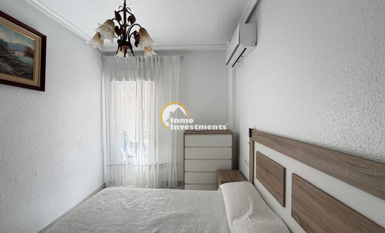 Resale - Apartment - Torrevieja - Playa del Cura