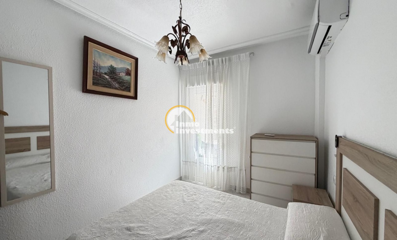 Resale - Apartment - Torrevieja - Playa del Cura
