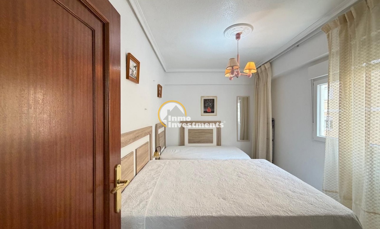Resale - Apartment - Torrevieja - Playa del Cura