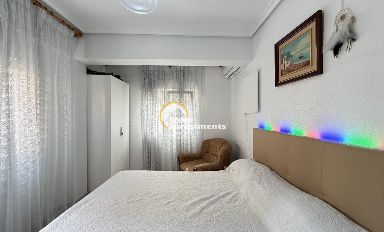 Resale - Apartment - Torrevieja - Playa del Cura