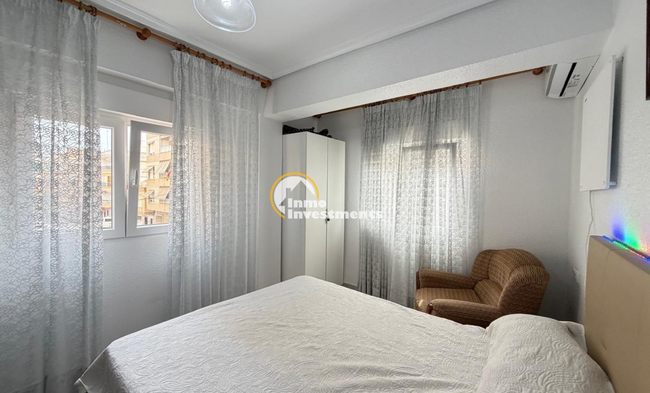 Resale - Apartment - Torrevieja - Playa del Cura