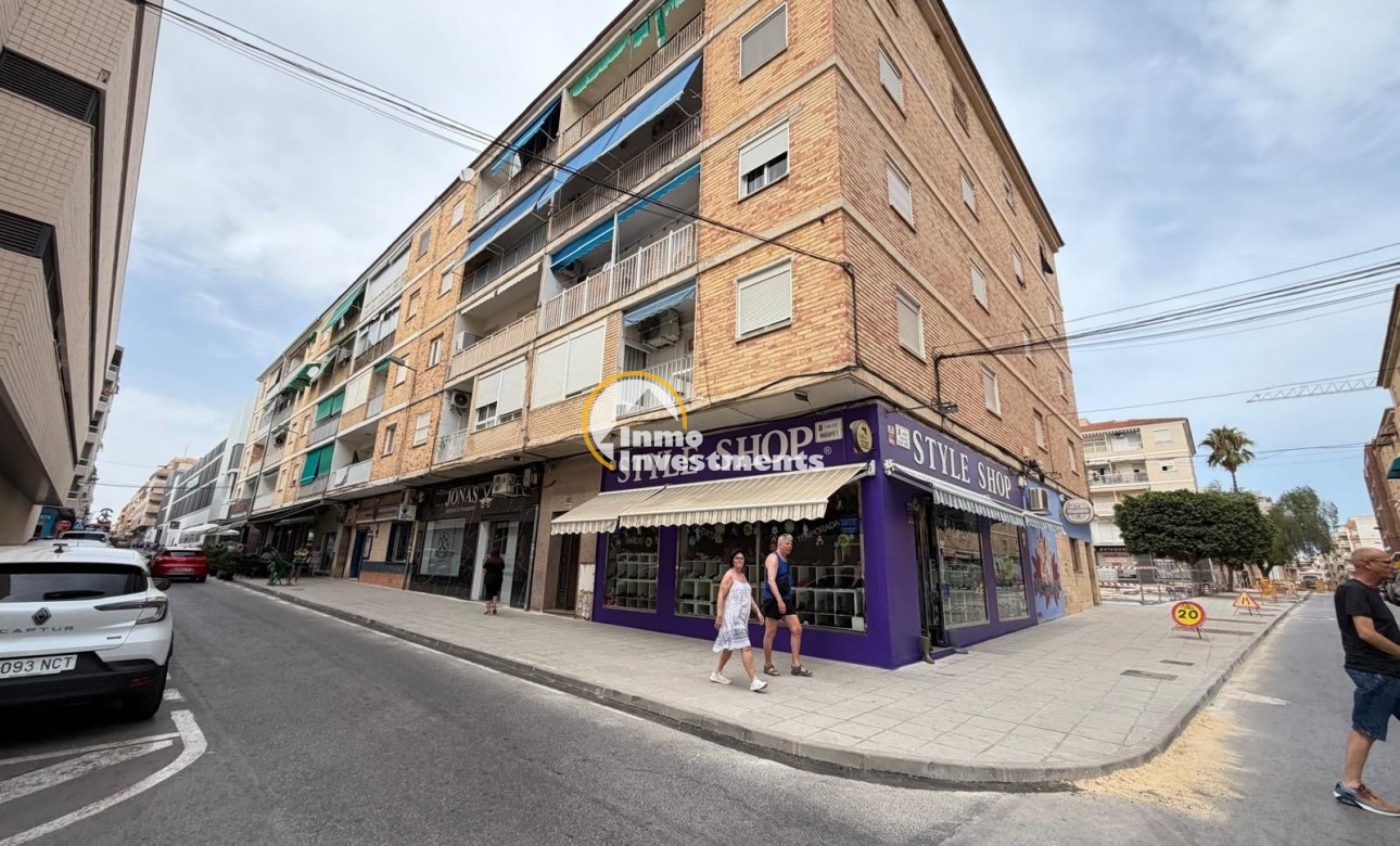 Resale - Apartment - Torrevieja - Playa del Cura