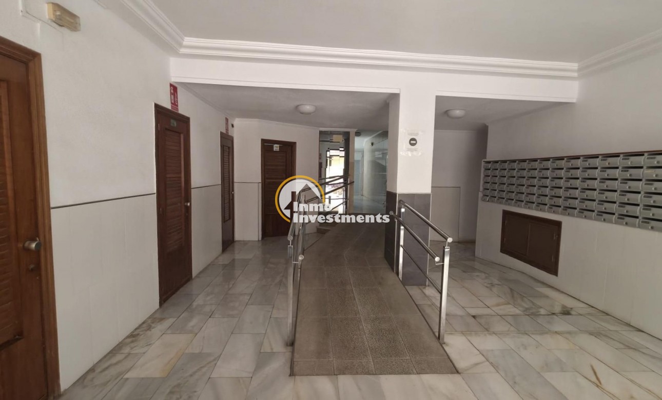 Resale - Apartment - Torrevieja - Playa del Cura