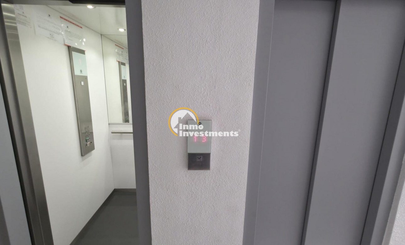 Resale - Apartment - Torrevieja - Playa del Cura