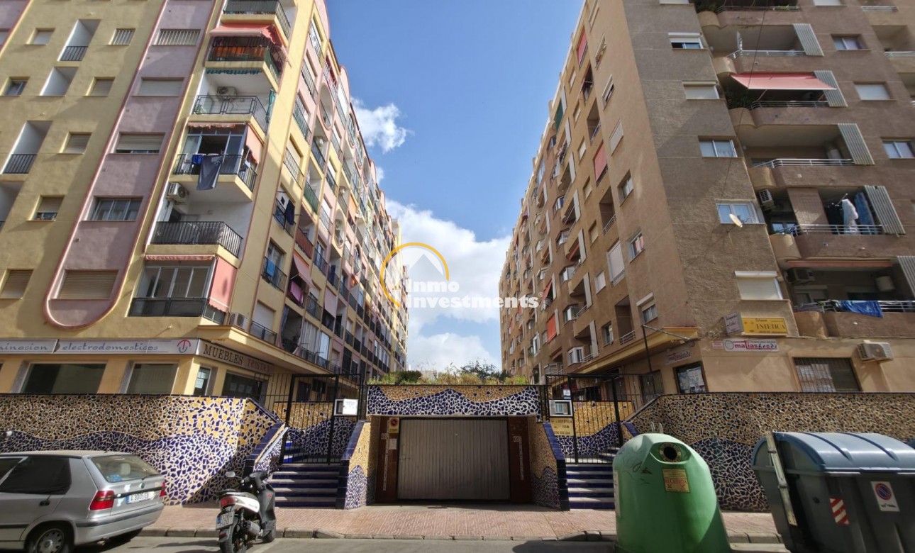Resale - Apartment - Torrevieja - Playa del Cura