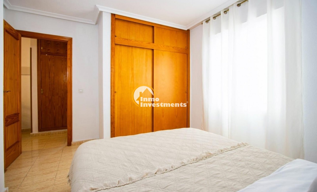 Reventa - Apartamento - Torrevieja - Estacion de autobuses