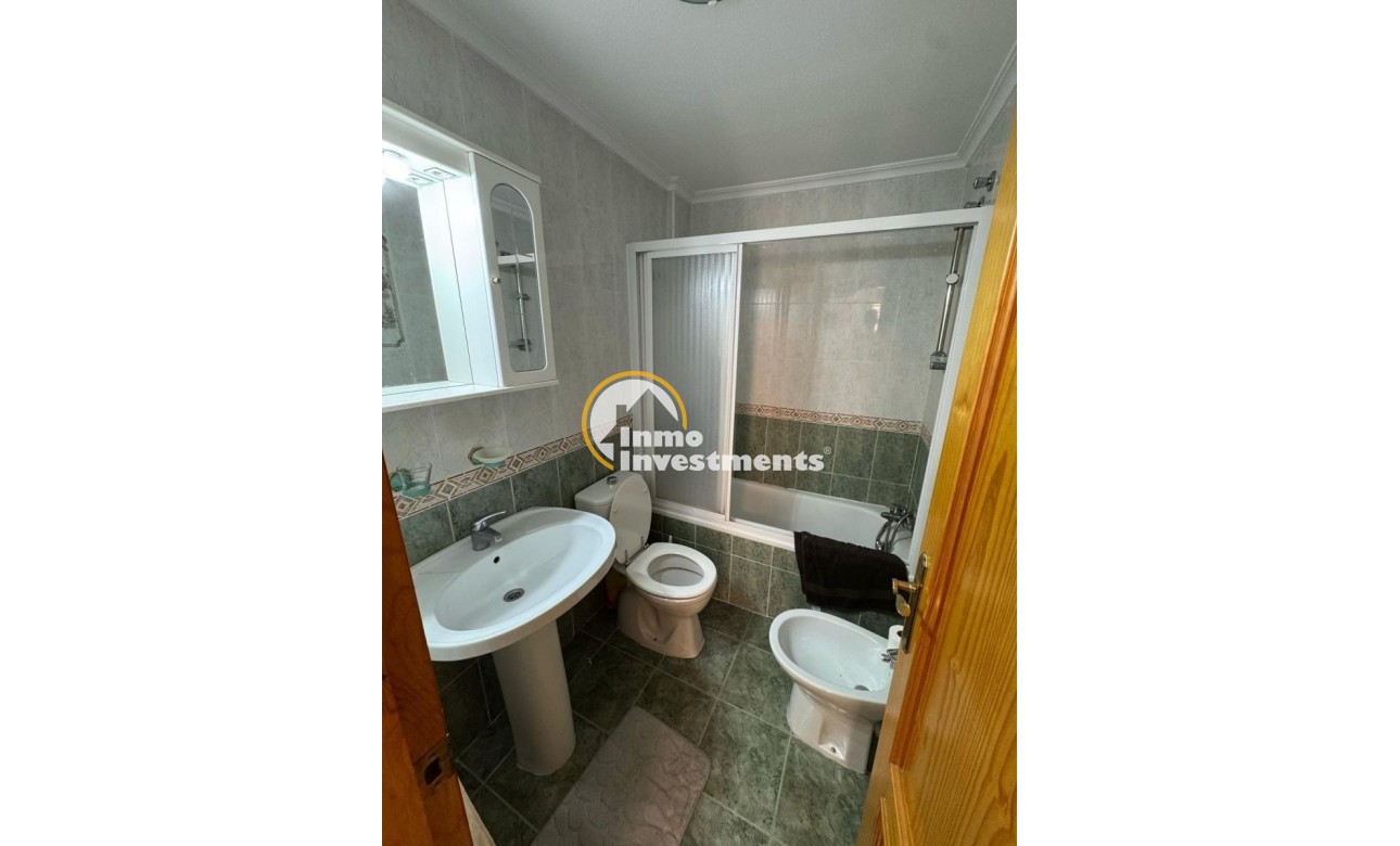 Reventa - Apartamento - Torrevieja - Estacion de autobuses