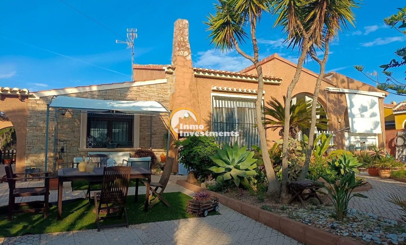 Bestaande bouw - Villa - Torrevieja - Torreblanca