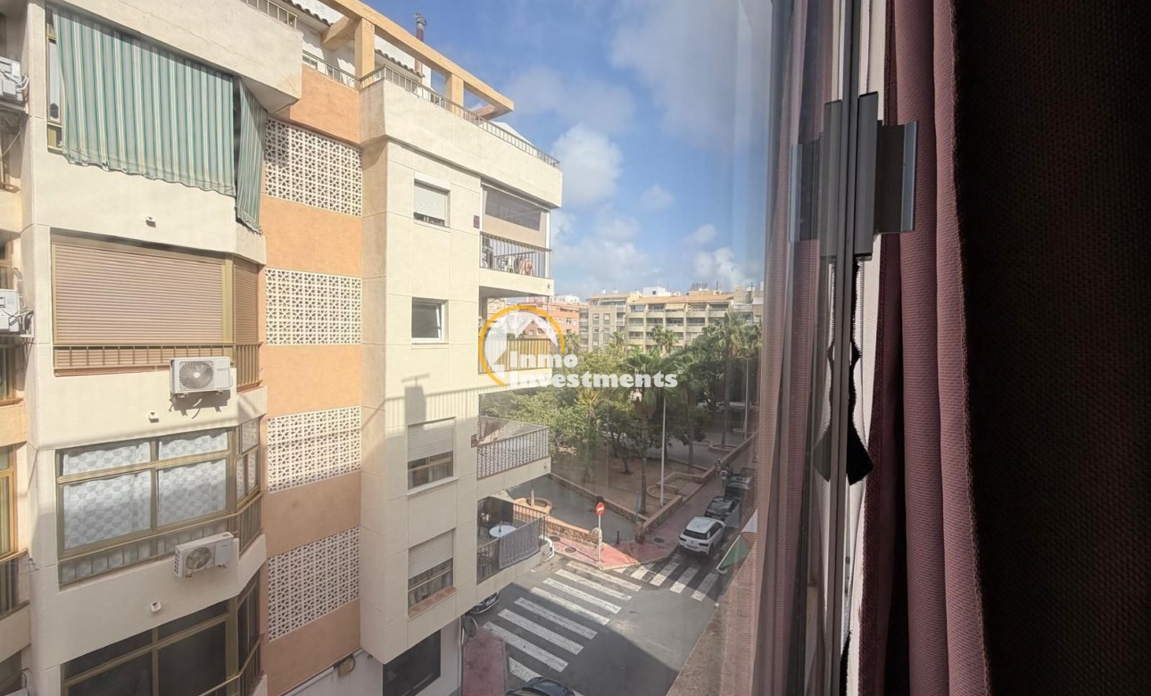 Resale - Apartment - Torrevieja - Playa del Cura
