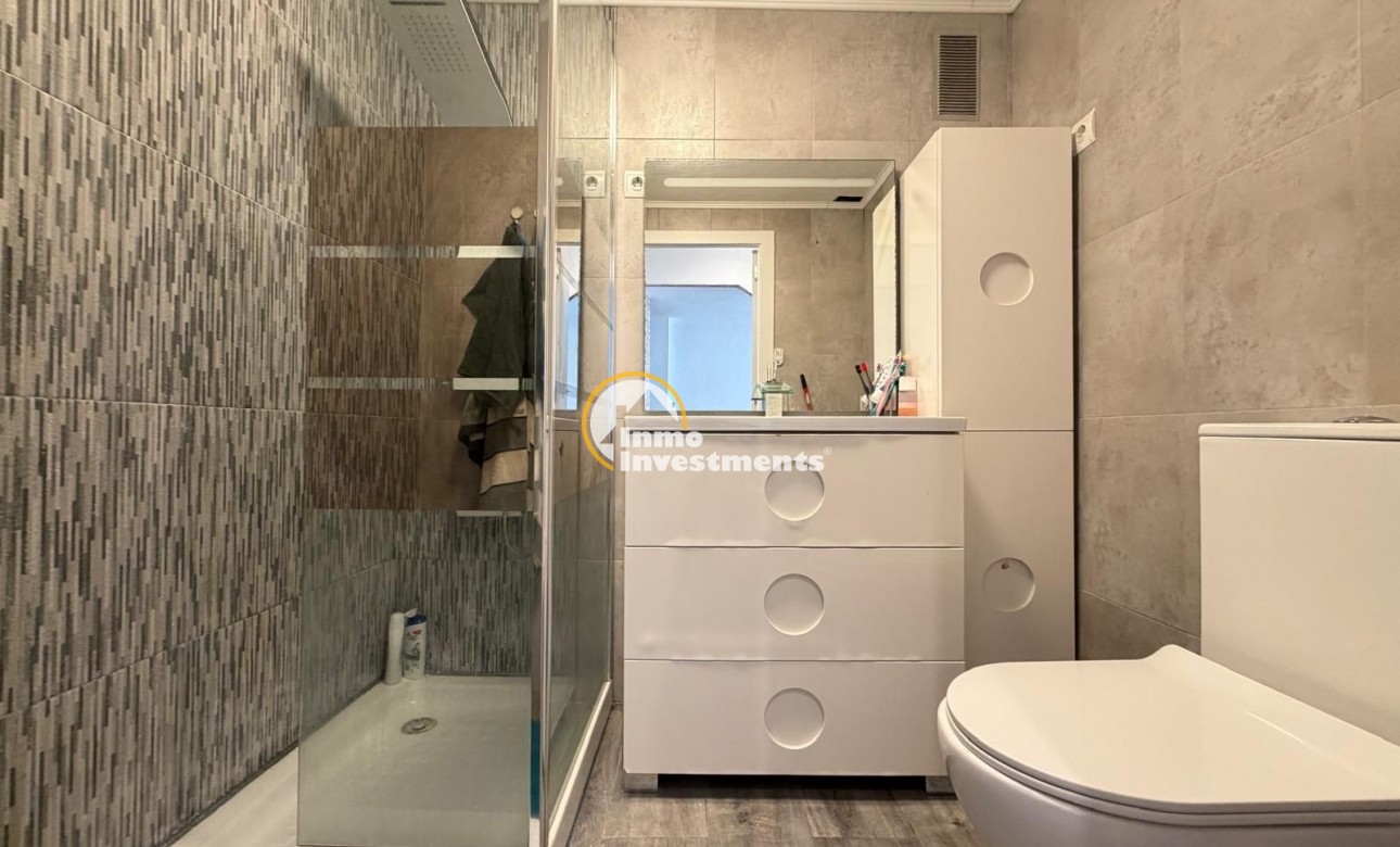 Resale - Apartment - Torrevieja - Playa del Cura