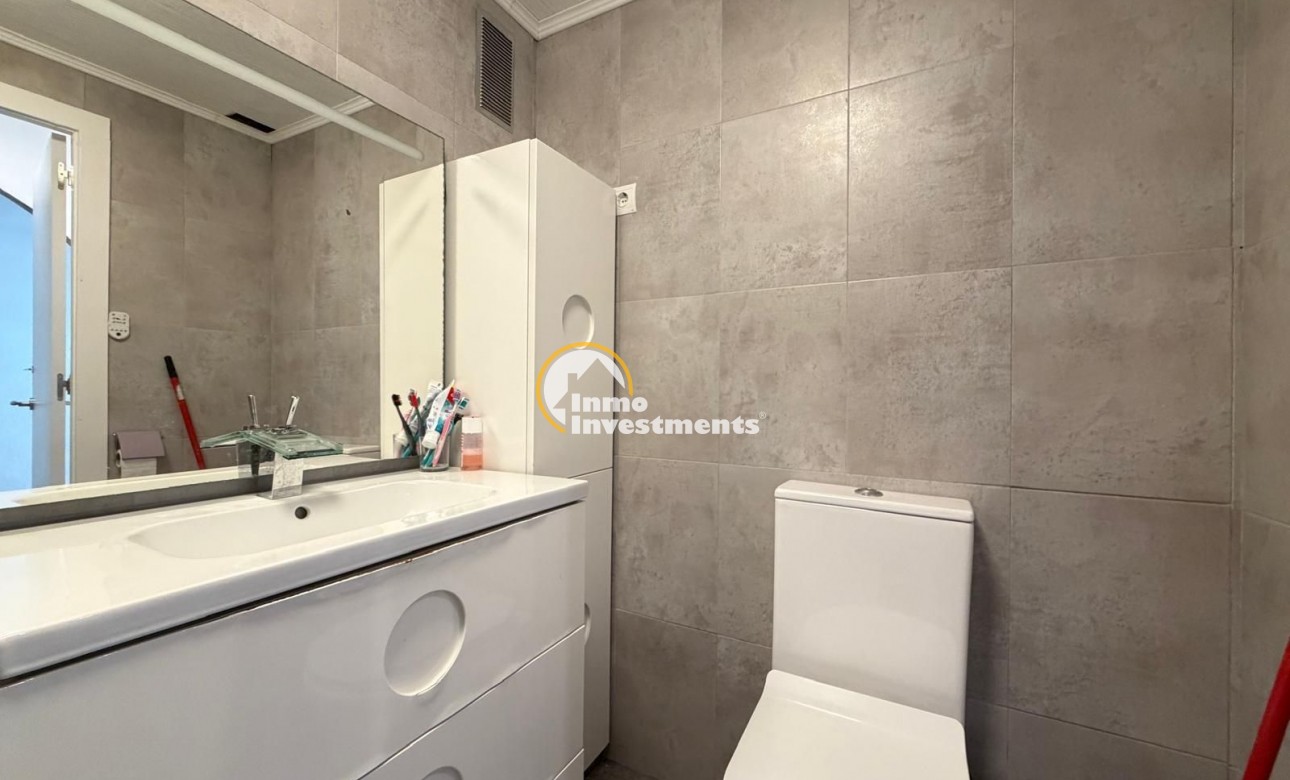 Resale - Apartment - Torrevieja - Playa del Cura