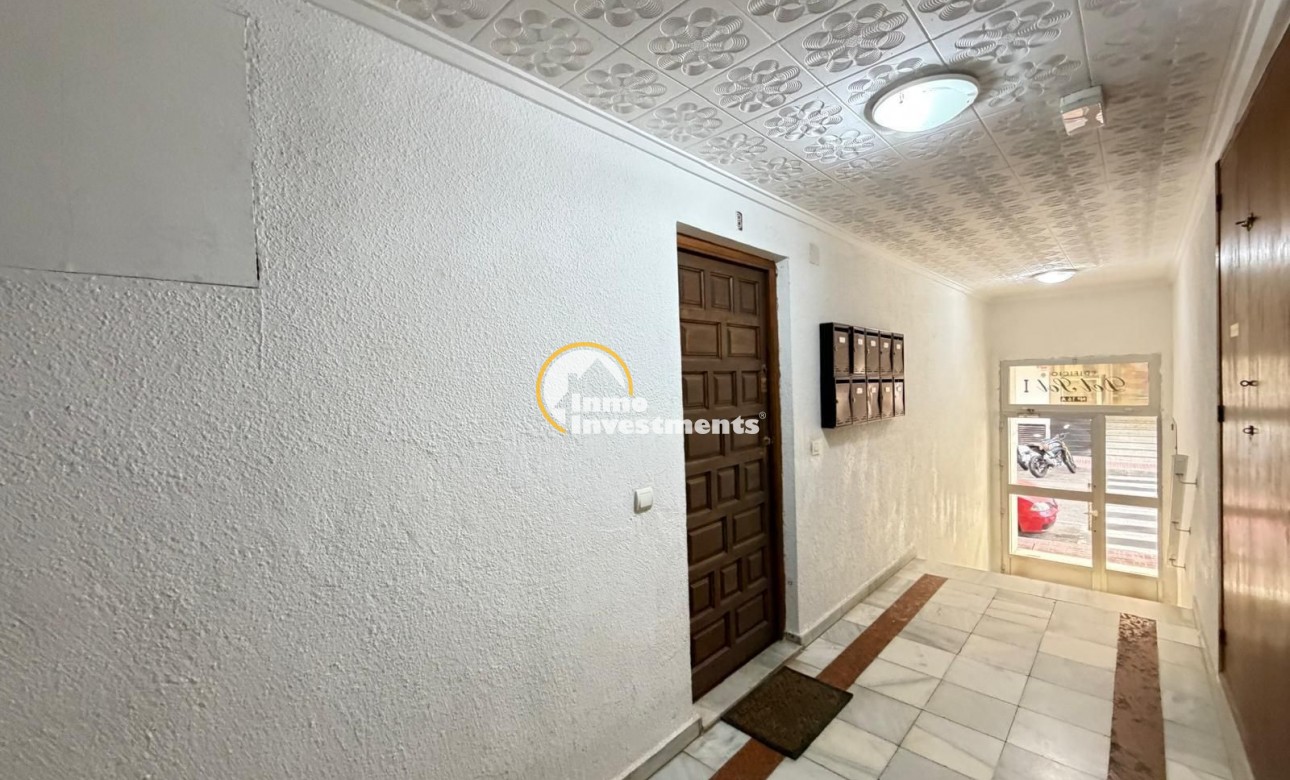 Resale - Apartment - Torrevieja - Playa del Cura