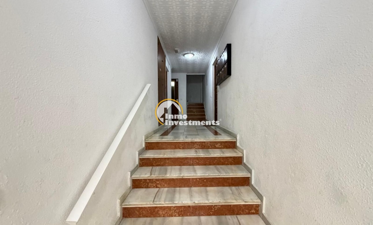 Resale - Apartment - Torrevieja - Playa del Cura