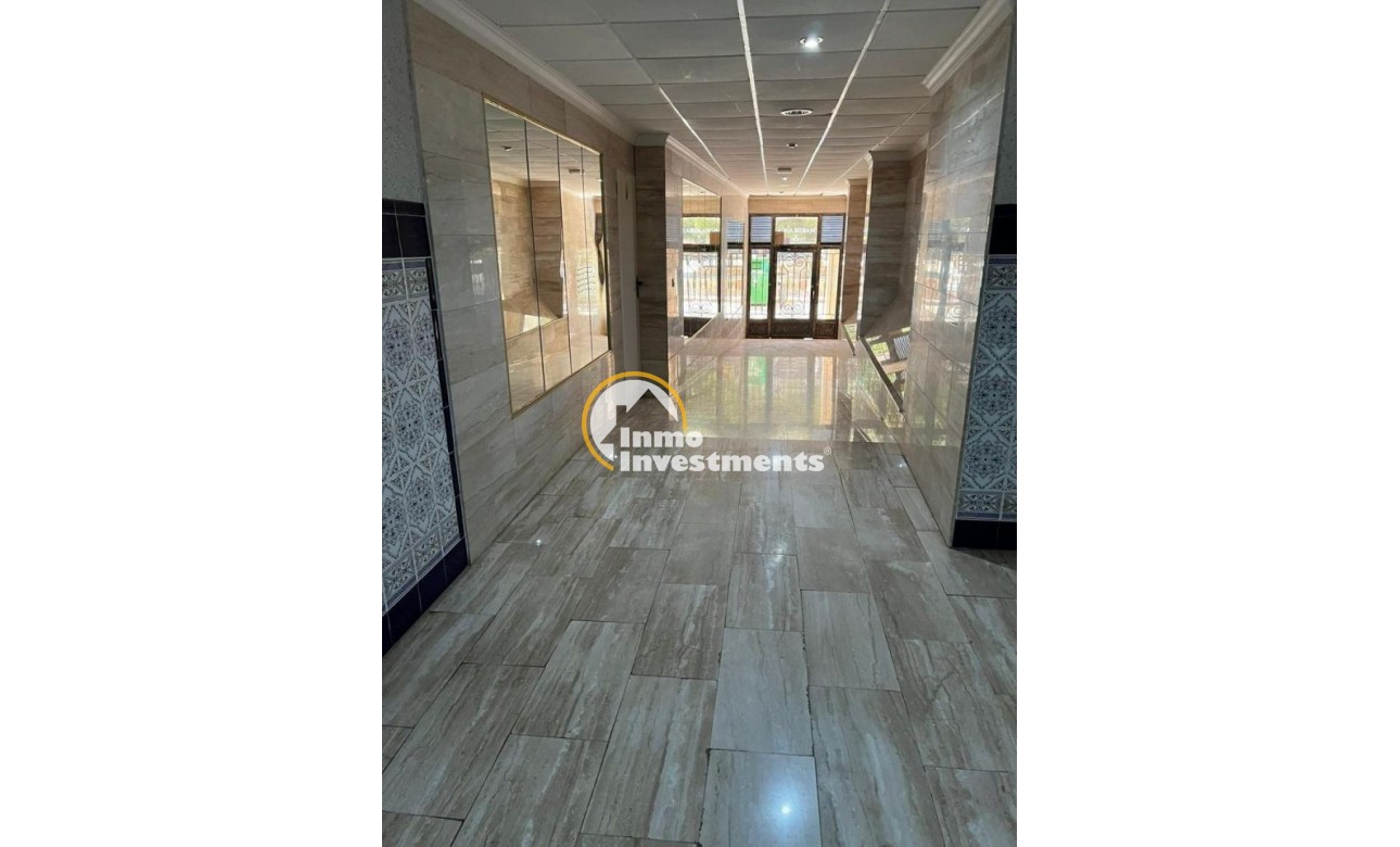 Bestaande bouw - Appartement - Torrevieja - Estacion de autobuses