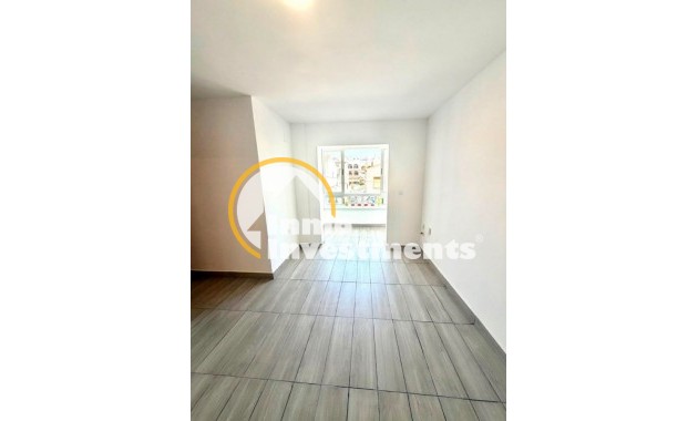 Till salu - Lägenhet - Torrevieja - Nueva Torrevieja