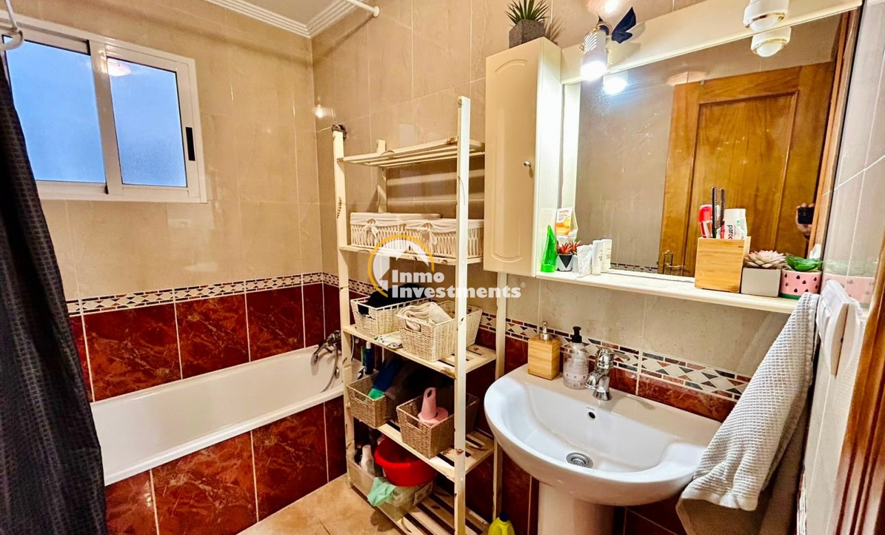 Gebrauchtimmobilien - Apartment - Torrevieja - Centro