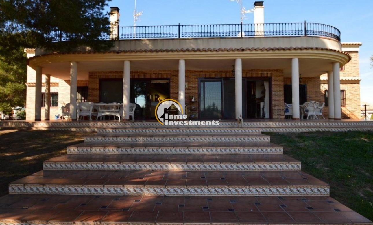 Till salu - Villa - Torrevieja - Los Balcones - Los Altos del Edén
