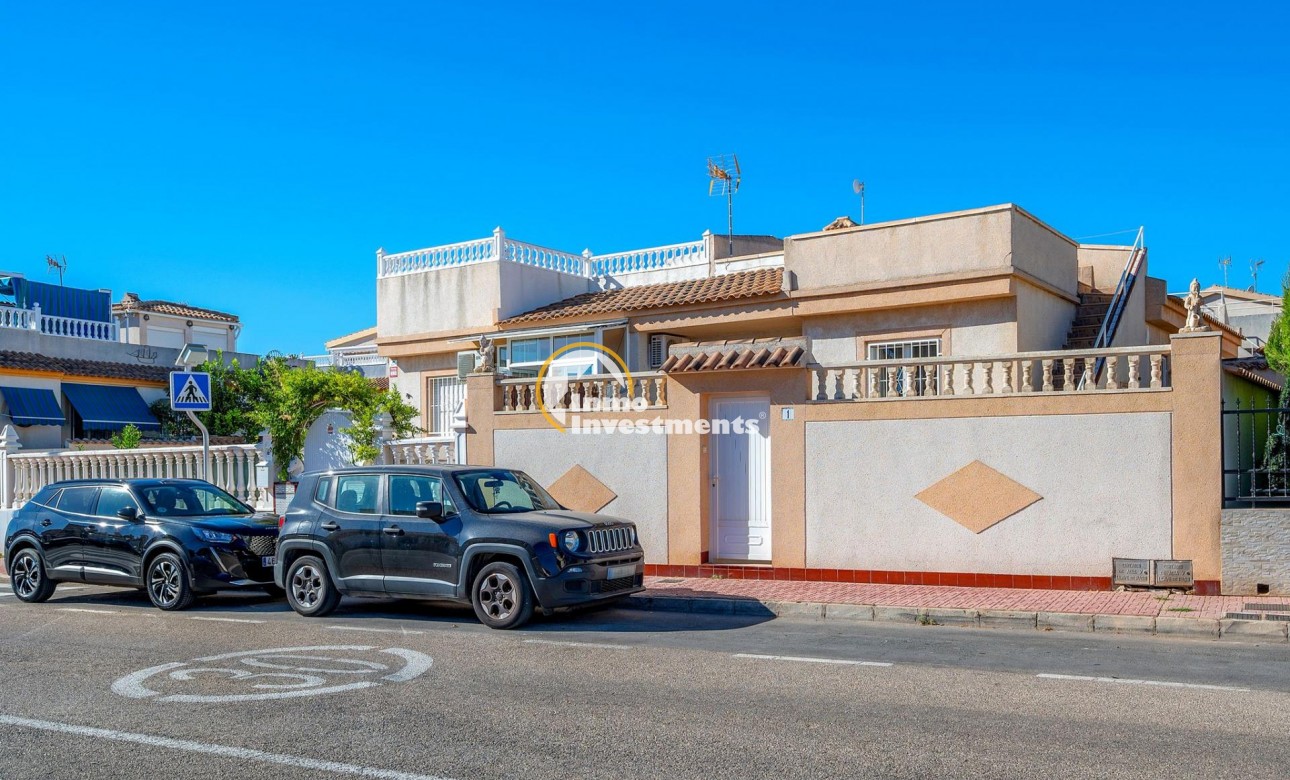 Reventa - Chalet independiente - Torrevieja - La Siesta