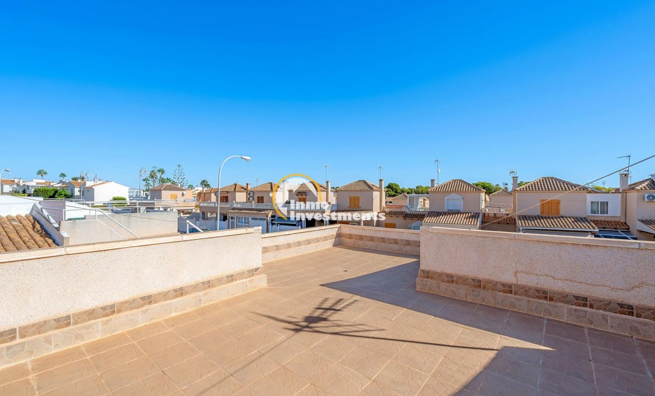 Resale - Villa - Torrevieja - La Siesta