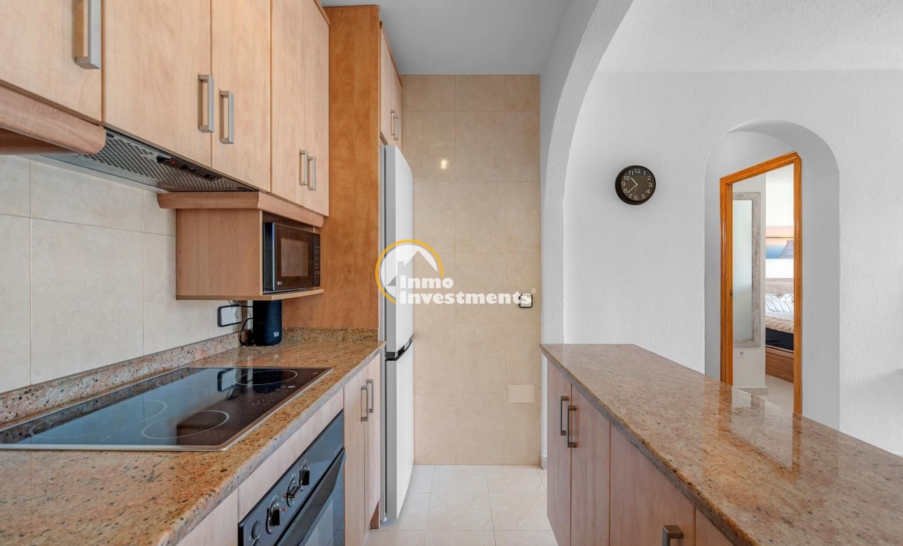 Resale - Villa - Torrevieja - La Siesta