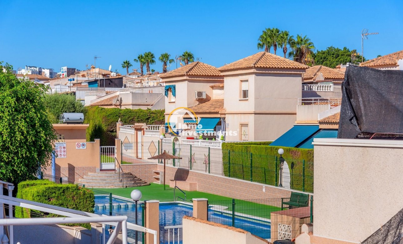 Resale - Villa - Torrevieja - La Siesta