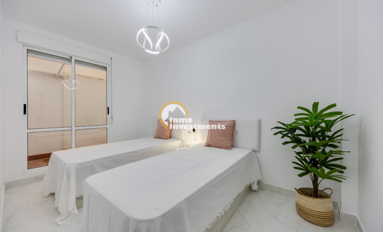 Gebrauchtimmobilien - Apartment - Torrevieja - PARQUE DE LAS NACIONES
