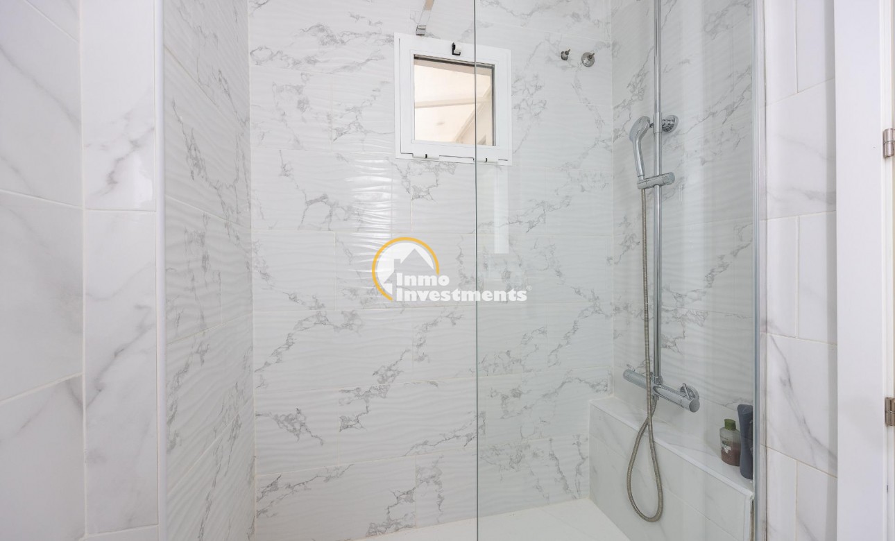 Gebrauchtimmobilien - Apartment - Torrevieja - PARQUE DE LAS NACIONES