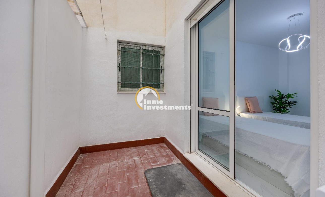 Gebrauchtimmobilien - Apartment - Torrevieja - PARQUE DE LAS NACIONES