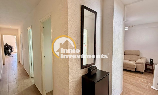 Resale - Apartment - Torrevieja - Playa de Los Locos