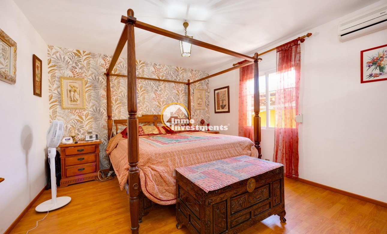 Bestaande bouw - Villa - Torrevieja - Torreblanca