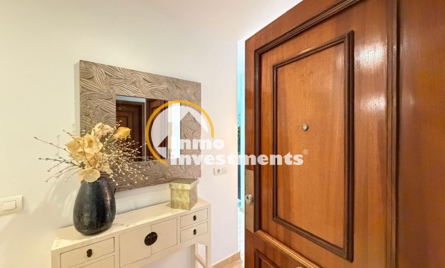 Gebrauchtimmobilien - Apartment - Torrevieja - Paseo maritimo