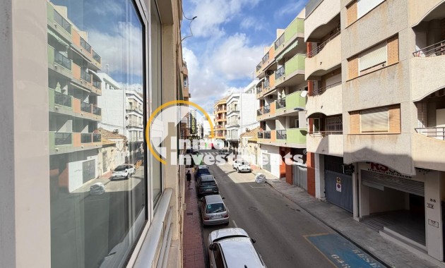 Gebrauchtimmobilien - Apartment - Torrevieja - Paseo maritimo