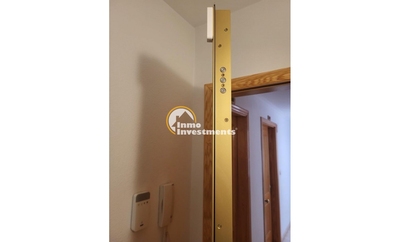 Resale - Apartment - Torrevieja - Playa del Cura