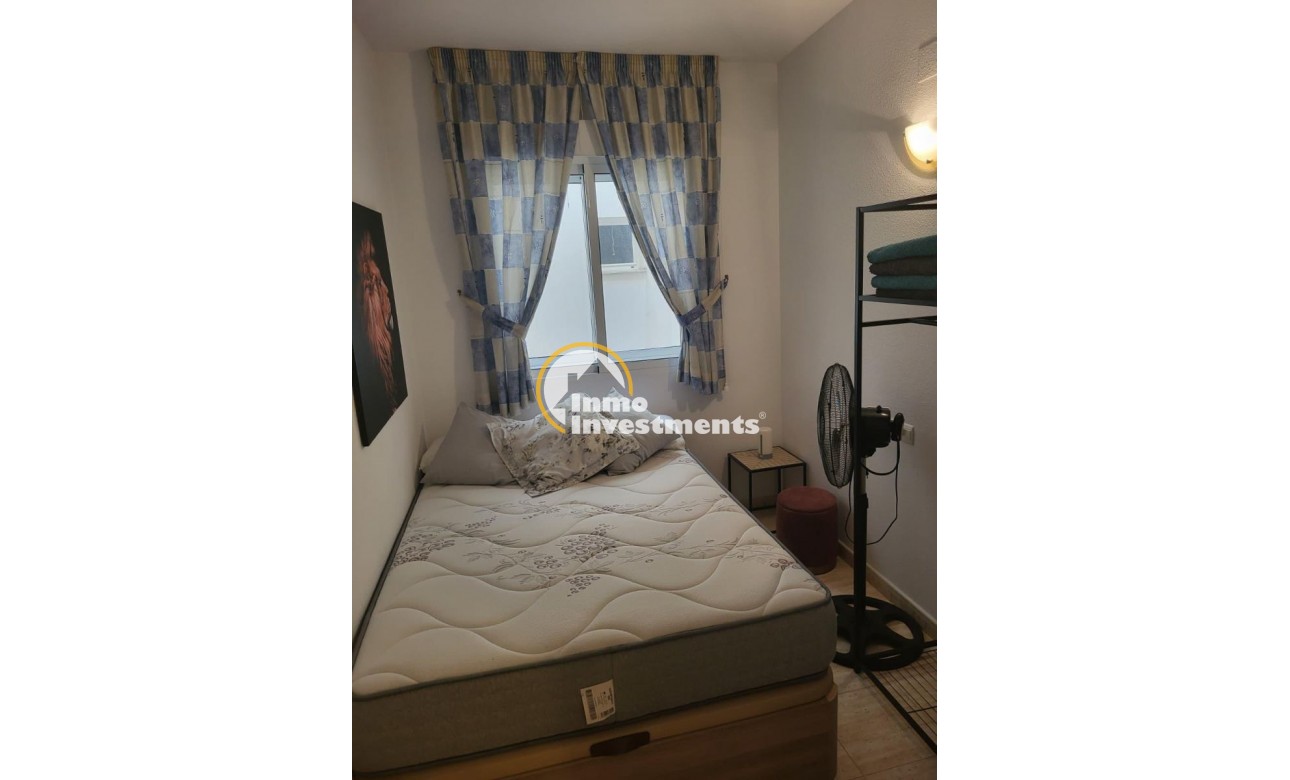 Resale - Apartment - Torrevieja - Playa del Cura