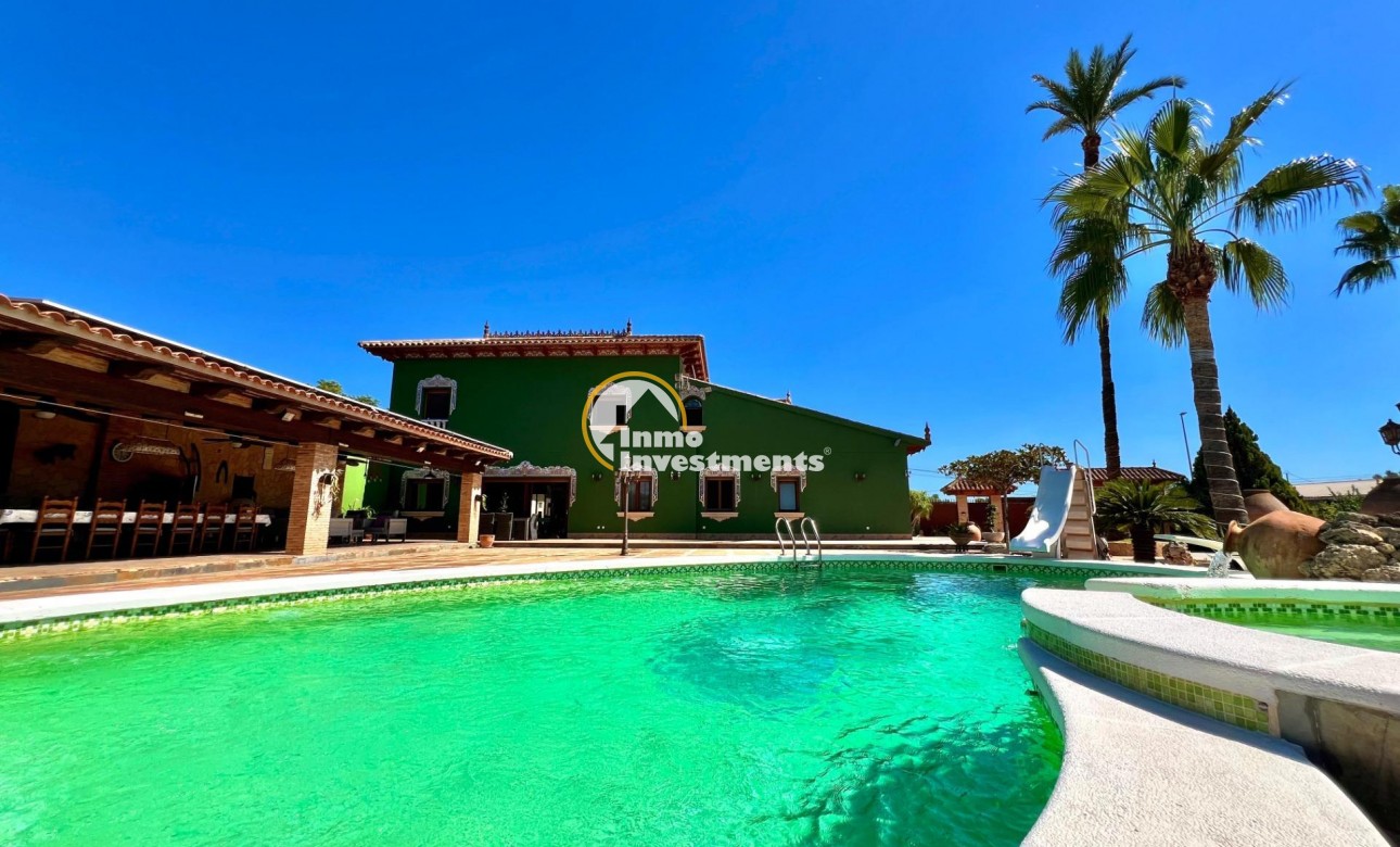 Bestaande bouw - Villa - Almoradí - Comunidad valenciana