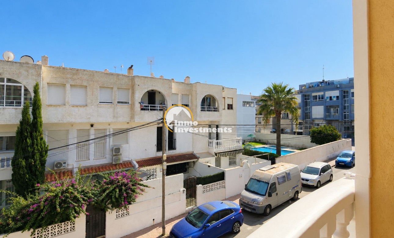 Resale - Apartment - Torrevieja - Estacion de autobuses