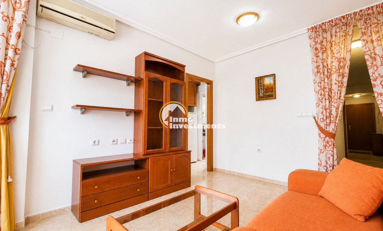 Resale - Apartment - Torrevieja - Estacion de autobuses