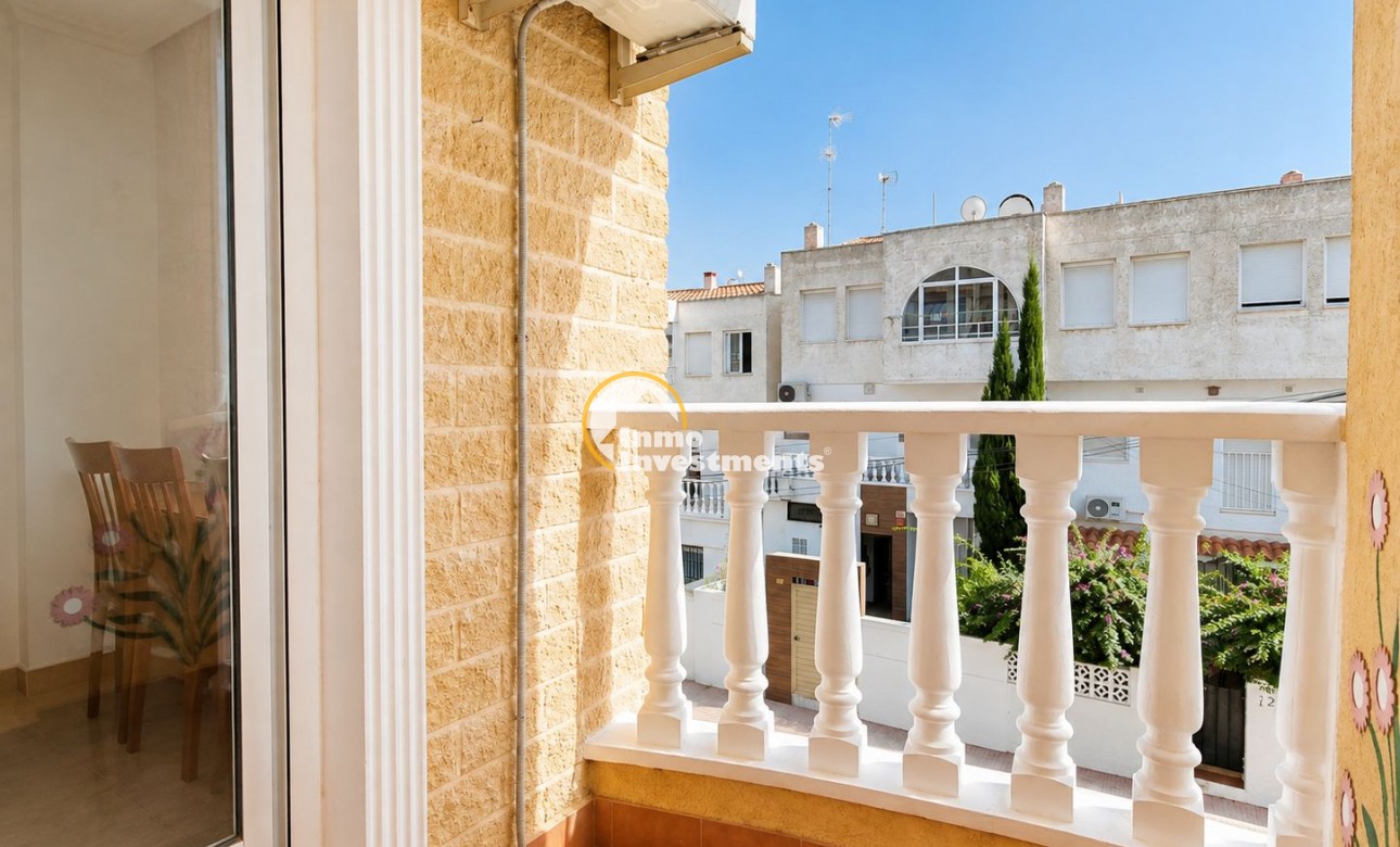 Resale - Apartment - Torrevieja - Estacion de autobuses