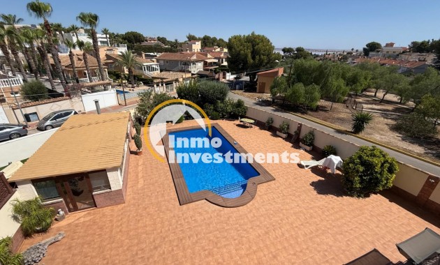 Bestaande bouw - Villa - Torrevieja - La Siesta