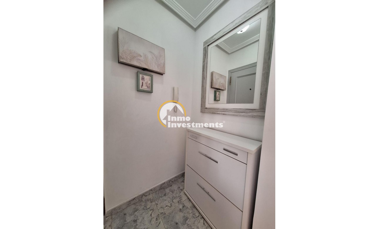 Reventa - Apartamento - Torrevieja - Estacion de autobuses
