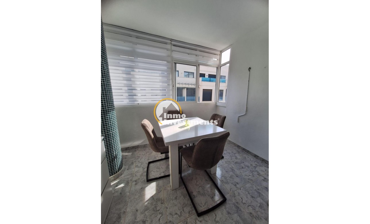 Reventa - Apartamento - Torrevieja - Estacion de autobuses
