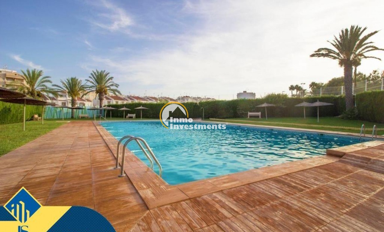 Till salu - Villa - Torrevieja - Calas Blanca
