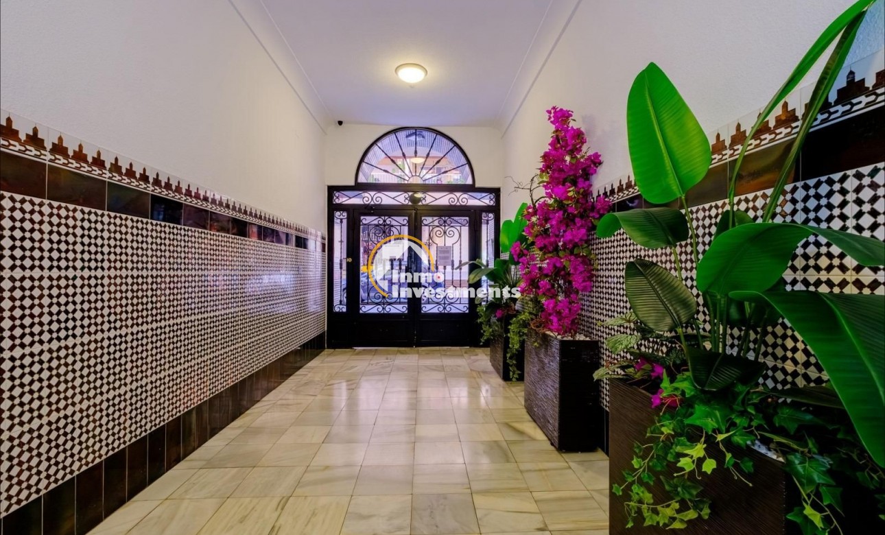 Bestaande bouw - Appartement - Torrevieja - Estacion de autobuses