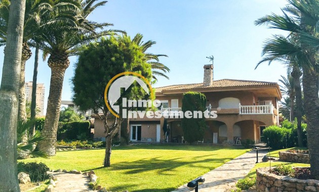 Till salu - Villa - La Manga del Mar Menor - Zona Galúa-Calnegre