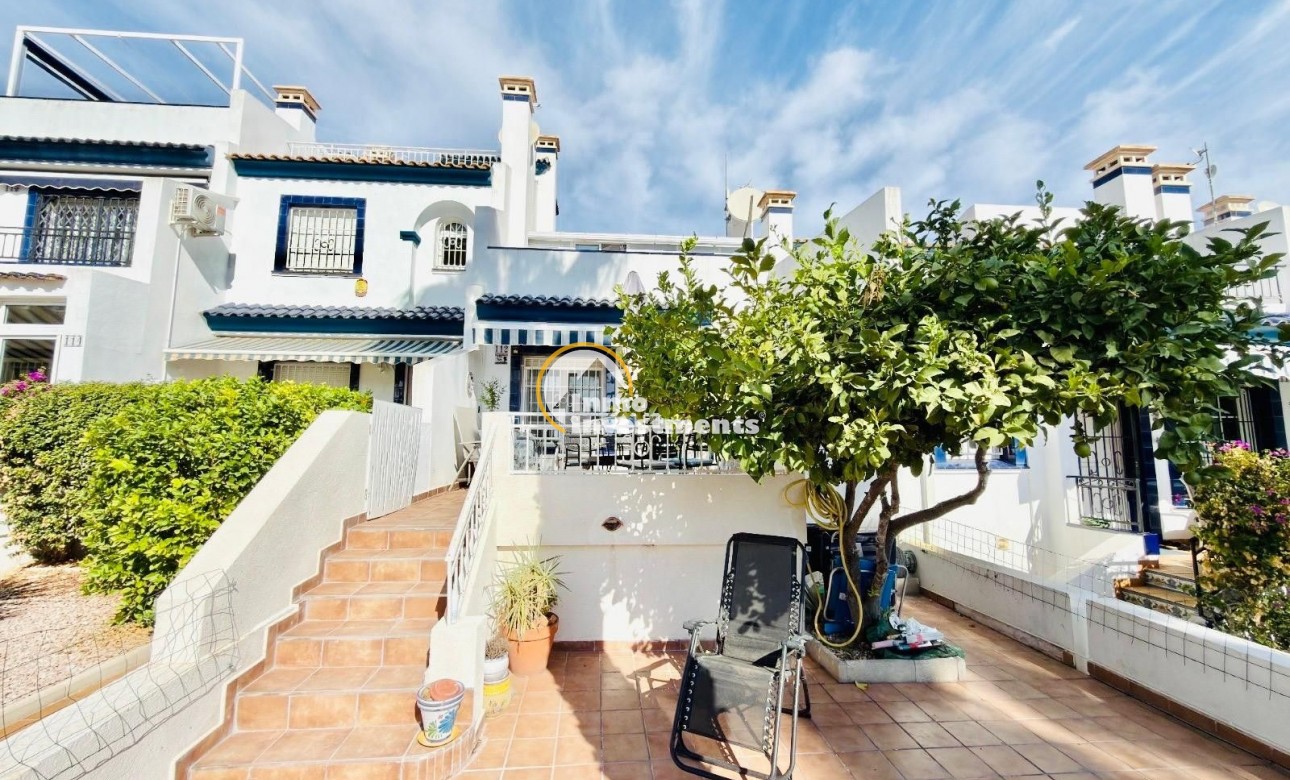 Resale - Villa - Orihuela Costa - Villamartín-Las Filipinas