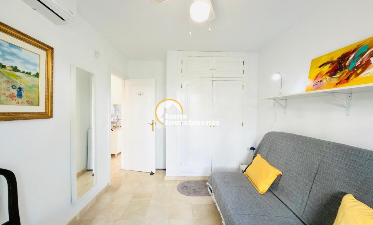 Resale - Villa - Orihuela Costa - Villamartín-Las Filipinas